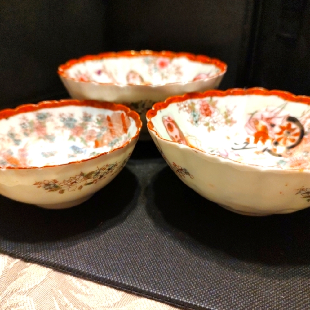 🔸⛩️🔸 Gorgeous Antique Vintage Hand Painted Japanese Porcelain Nesting Bowl Set - Picture 12 of 16